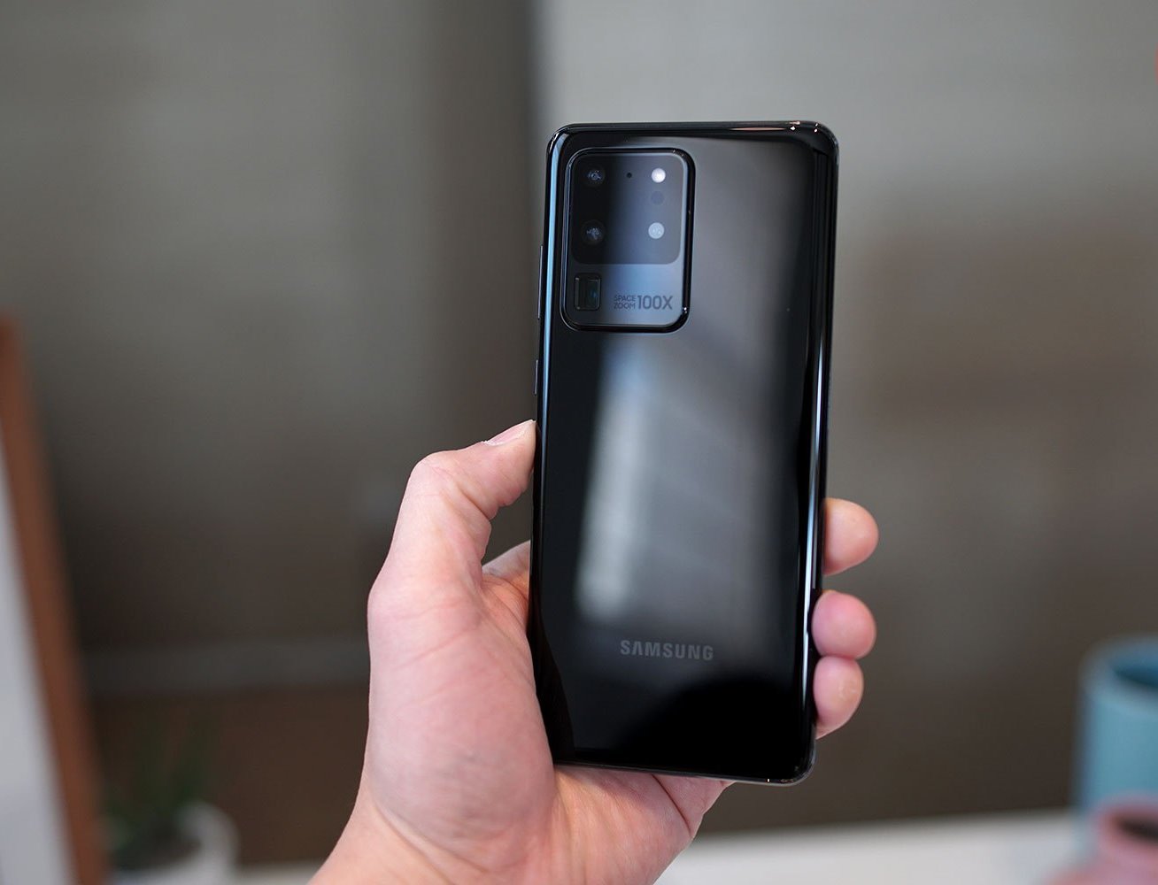 s20 ultra ee